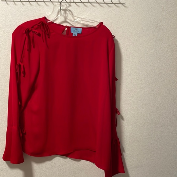 CeCe Tops - NWOT Red CeCe Top!